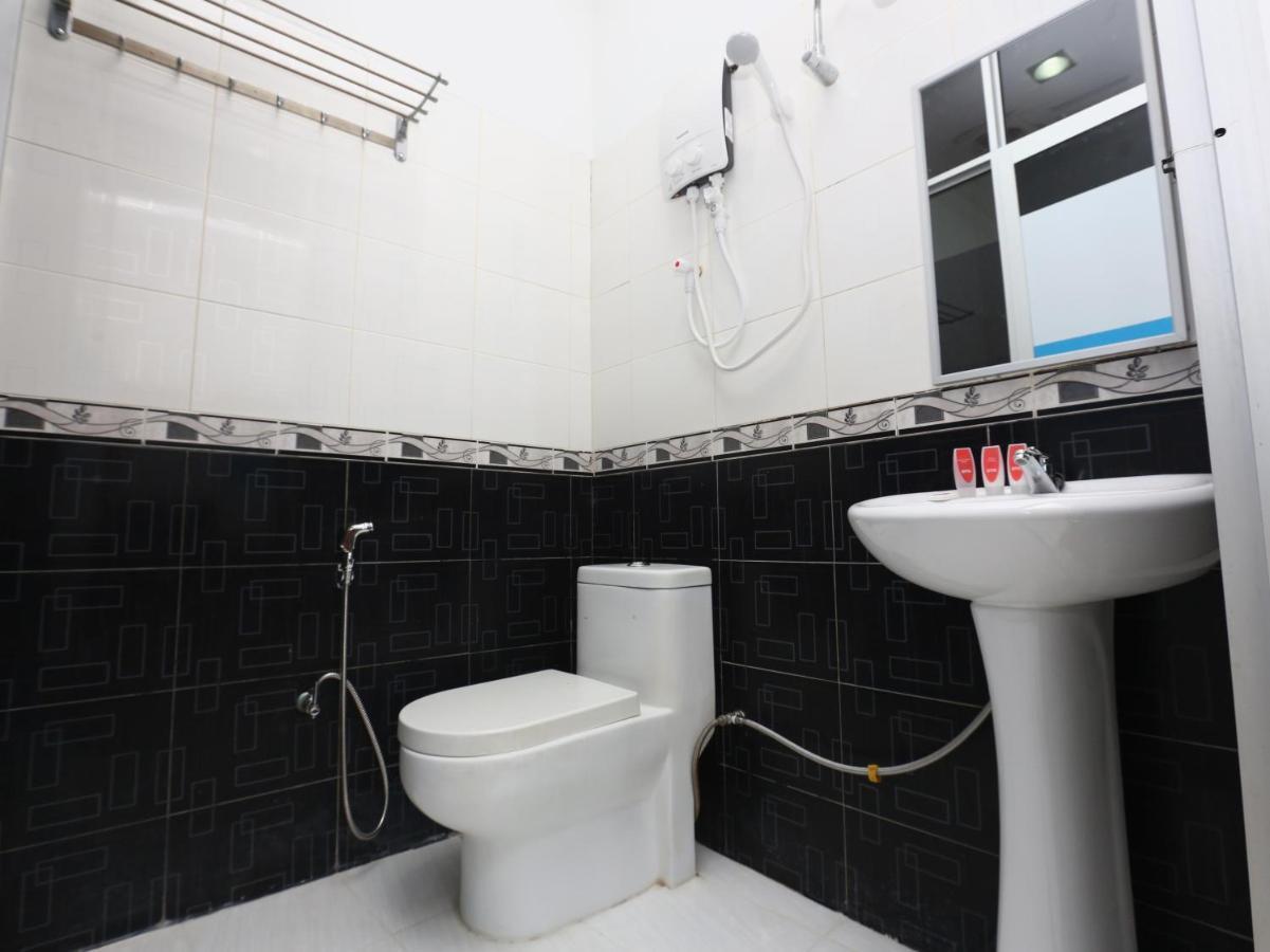 Super Oyo 89435 Nusantara Group Hotel Jertih Ngoại thất bức ảnh