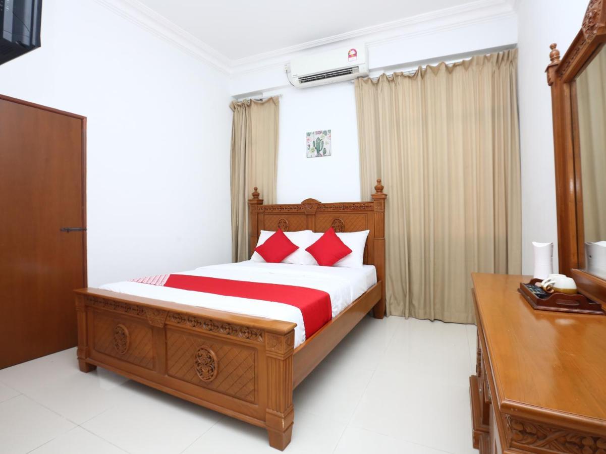 Super Oyo 89435 Nusantara Group Hotel Jertih Ngoại thất bức ảnh